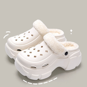 Venta al por mayor <span class=keywords><strong>de</strong></span> China estilo <span class=keywords><strong>de</strong></span> <span class=keywords><strong>invierno</strong></span> mujeres coloridos <span class=keywords><strong>zuecos</strong></span> Casual última plataforma <span class=keywords><strong>zuecos</strong></span> <span class=keywords><strong>de</strong></span> piel - Product Image 2