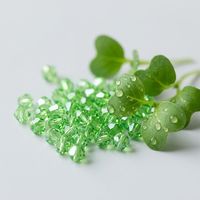 Polierte, Langlebige, Umweltfreundliche, Elegante 4mm Facettierte Diamant-Ähnliche Doppelspitzen-Perlen für Schmuckherstellung, Stickerei und DIY-Handwerk