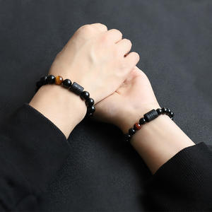 Venta al por mayor de moda de los hombres obsidiana pareja pulsera de cuentas 12 Constelaciones accesorios de joyería elástica para regalo o fiesta - Product Image 2
