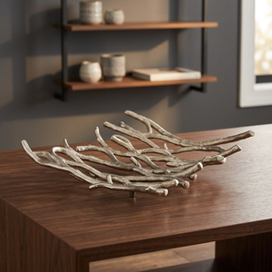 Plateau décoratif en métal contemporain au design intemporel, forme irrégulière, inspiré des plantes, fait main, pièce unique - Product Image 2