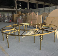 Ensemble de tables d'appoint rondes de luxe en acier inoxydable doré pour mariages et événements