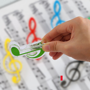Clips transparents en cristal coloré en forme de note de musique, parfaits pour maintenir les partitions de piano, les livres et les papiers. - Product Image 5