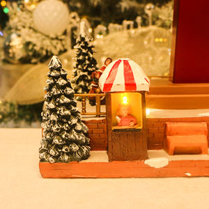 Carrusel de Navidad Musical hecho a mano, paseo en péndulo LED, caja de música artesanal de resina de pueblo nevado animado de plástico - Product Image 3