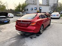 MG 6 2019 2020 2021 Berline de luxe avec sièges en cuir, conduite à gauche, moteur essence turbo, toit ouvrant et caméra de recul, taille des pneus R17