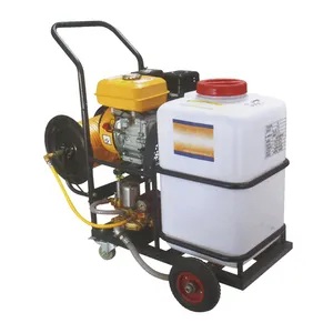 High capacity agricultural irrigation 60L pump sprayer with water tank