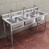 Wastafel Restoran Komersial dari Baja Anti Karat 304 dengan Desain Tiga Slot, Tiga Lubang, dan Tiga Sambungan untuk Penggunaan Hotel