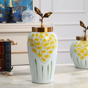 Jarrón de Piso de Cerámica Pintado a Mano Moderno de Jingdezhen, Color Blanco, para Decoración de Oficina y Hogar - Product Image 5