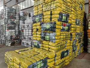 SH07 Vente <span class=keywords><strong>en</strong></span> gros d'été de vêtements d'occasion mixtes pour hommes et femmes, jeans, robes et jupes de seconde main de haute qualité - Product Image 6