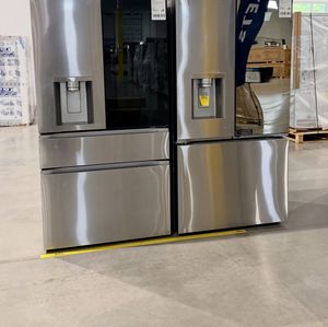 Refrigeradores Comerciales Americanos de Doble Puerta con Congelador Superior y Pantalla Táctil a Precios Moderados - Product Image 2