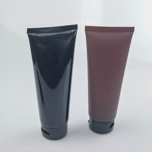 Envases de Plástico para Lociones Cosméticas y Cuidado de la Piel, con Tapa Abatible, de 100ml y 200ml, Personalizables al por Mayor con Marca Privada - Product Image 3