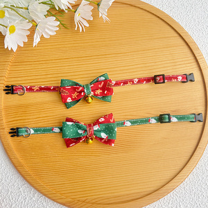 Kalung Dasi Kupu-kupu Natal Poliester Lembut untuk Kucing & Anjing 2025 dengan Lonceng Merah/Hijau Dekorasi Liburan - Product Image 2