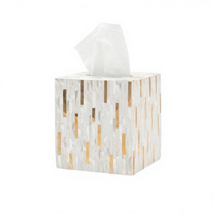 Boîte à mouchoirs en nacre au design unique, de qualité supérieure, de forme carrée, à prix abordable - Product Image 1