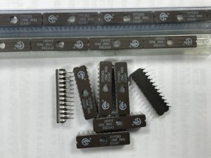 ใหม่แท้ Cypress CY7C263-20WC 8K X 8 300-MIL 24-PIN แบบ Power-Switched Programmable PROM CDIP-24 EPROM Through-Hole ผลิตในสหรัฐอเมริกา - Product Image 1