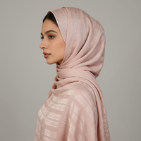 Tissu en satin froissé plissé à la main en polyester 1009 pour la confection de saris Shayla, respirant et non conducteur, 95 g/m²