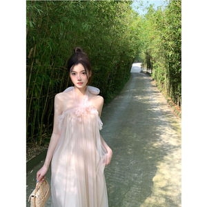 Vestido Bodycon de Estilo Chino con Cuello Halter, Largo hasta el Suelo, Hombros Descubiertos, Rosa, Sin Espalda, Sin Mangas, con Capa Transparente de Malla, Tallas Grandes para Mujer - Product Image 1
