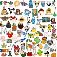 Broches et badges personnalisés en alliage de zinc moulé sous pression, avec logo en métal découpé, émail souple ou dur, pour revers de veste, sans minimum de commande du fabricant