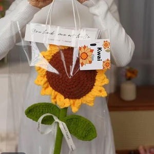 Vente en gros de grandes fleurs de <span class=keywords><strong>tournesol</strong></span> <span class=keywords><strong>MAC</strong></span> faites à la main au crochet, grandes fleurs de <span class=keywords><strong>tournesol</strong></span> pour la décoration de la maison et cadeau pour les enseignants pour Noël - Product Image 6