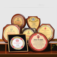Plaques en bois de haute qualité pouvant être placées et suspendues avec des médailles personnalisables pour les trophées d'honneur et de récompense