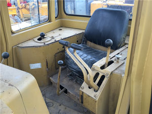 D6h du Japon / Bulldozer sur chenilles CAT D6H LGP d'occasion Caterpillar D6H LGP Tracteur sur chenilles Dozer - Product Image 6