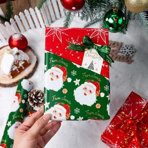 Papier d'emballage de Noël vert réversible avec motif de flocons de neige rouges et de Père Noël, 17 pouces x 32,8 pieds, papier d'emballage pour cadeaux et artisanat - Product Image 3
