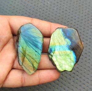 Pierres précieuses en Labradorite naturelle, 2 pièces polies, taille naturelle brute, spécimen, décoration de jardin, vente en gros - Product Image 2
