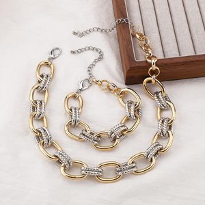 Collier et bracelet hypoallergéniques en zircon plaqué or 18 carats, chaînes épaisses, ensembles de bijoux en acier inoxydable doré 5 microns pour femmes - Product Image 1
