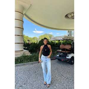 Body negro floral con lazo y detalles calados, estilo Y2K casual, largo por encima de la rodilla, tejido de punto primaveral con técnicas de lavado. - Product Image 2