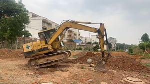 Excavadora Usada Cat E70b, Excavadora de Cadenas Usada Caterpillar E70b E200b en Venta - Product Image 3