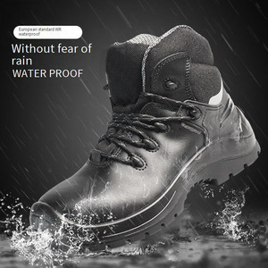 Chaussures de sécurité électriques haute tension 18 kV, semelle en caoutchouc, bottes de sécurité isolantes, chaussures de sécurité imperméables pour les risques électriques - Product Image 1