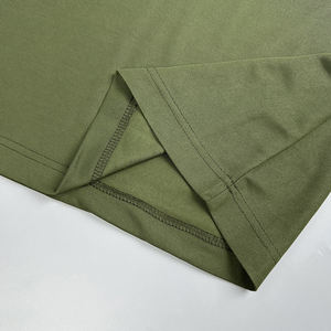 방수 및 속건성 코튼 폴리에스터 소재의 우드랜드 카모플라주 패턴 반팔 택티컬 훈련용 티셔츠 - Product Image 4