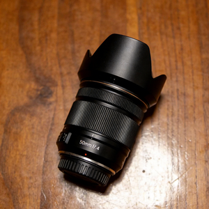 Optique de caméra haute résolution personnalisée usinée CNC par électroérosion à fil en acier inoxydable 50mm F1.4 pour objectif sans miroir - Certifiée ISO9001 - Product Image 1