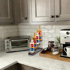 Oniya 4 Katlı Demir Ahşap Kahve Şurubu Şişe Rafı Tezgah Üstü Torani Şurubu Düzenleyici Cafe Bar Çeşni Sergi Standı OEM Fabrikası - Product Image 5