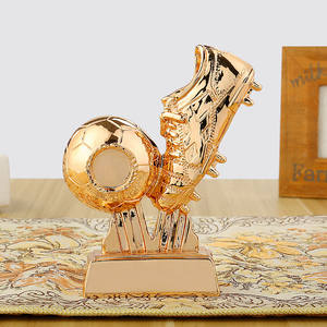 Trofeo Deportivo Personalizado para Baloncesto, Fútbol, Balón de <span class=keywords><strong>Oro</strong></span>, Hecho de Poliresina, Diseño Artístico Pintado Personalizado - Product Image 4