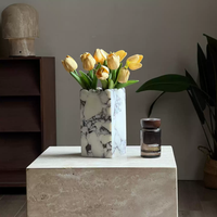 Vase carré en marbre Calacatta Viola naturel, fait main, en pierre massif, pour table à manger, décoration de la maison et des hôtels