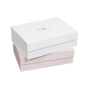 Caja Rígida Blanca de Lujo con Base Rosa Pálido y Marca Personalizada "MIO" OEM ODM Empaque de Alta Gama para Accesorios de Belleza y Moda - Product Image 1