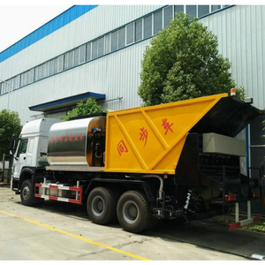 <span class=keywords><strong>Camion</strong></span> de Chipsealer synchrone HOWO <span class=keywords><strong>10</strong></span> roues 6X4 avec bitume 8m3 et réservoir de gravier 12m3 336HP à 371HP pulvérisation d'asphalte diesel - Product Image 4