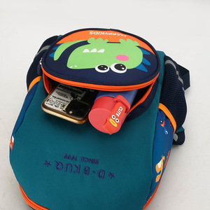 <span class=keywords><strong>Mochila</strong></span> de estudiante ligera de dinosaurio pequeño de dibujos animados, <span class=keywords><strong>mochila</strong></span> escolar de jardín de infantes de 3 a 6 años para niños y niñas, Escuela Primaria - Product Image 4