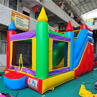 Château gonflable avec toboggan, château gonflable géant, château gonflable commercial, toboggan à air, château gonflable pour sauter, toboggan à sauter