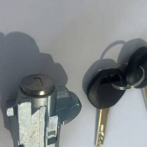 Cylindre de serrure de porte Yunnuo 51217162427 plaqué zinc avec 2 clés pour BMW - Product Image 2