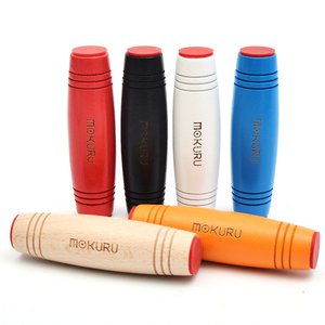 批发木制烦躁玩具缓解压力感觉烦躁Flipo翻转书桌玩具 - Product Image 2