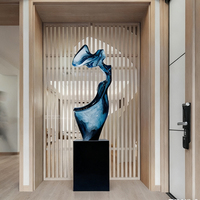 Sculpture en résine pour décoration intérieure, prix d'usine, grande taille, forme unique, art moderne, cadeau artistique pour les fêtes, sculpture au sol