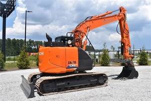Mini tracteur Hitachi ZX135 d'occasion importé du Japon 13.5 tonnes état de fonctionnement stable pompe moteur Kawasaki prête à la vente - Product Image 4