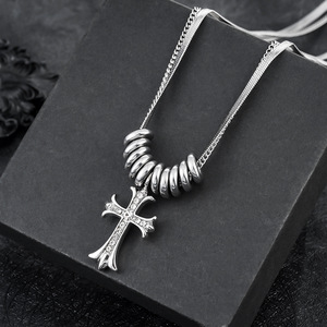 Kalung Choker Lapis Ganda Bertekstur Punk dengan Cakram Logam dan Berlian Imitasi, Gaya <span class=keywords><strong>Rock</strong></span>, Salib, Bahan Stainless Steel untuk Pria & Wanita - Product Image 2