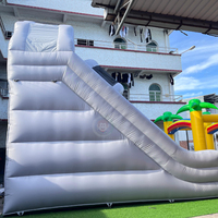 Toboggan gonflable commercial avec piscine, grand toboggan aquatique gonflable d'été à thème palmier