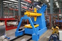 Débobineur compact pour machine de profilage – Équipement de production de tôles de toiture en fer et acier, peu encombrant