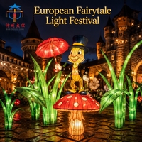 Lanterne géante en soie personnalisée pour l'extérieur, lanterne à LED artisanale en forme d'animal de conte de fées pour parc à thème
