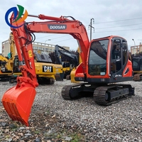 Excavatrice sur chenilles d'occasion Doosan DX75, unité hydraulique fiable à vendre