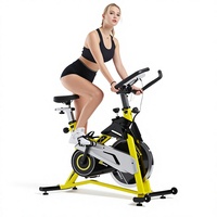 Vélo de spinning commercial intelligent pour salle de sport intérieure avec moniteur de fréquence cardiaque, porte-gobelet et réglage en hauteur
