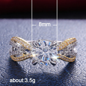 Anello in Stile Prong Tono Oro Unisex con Design Scintillante Intarsiato, Gioiello di Moda per Uso Quotidiano - Product Image 5