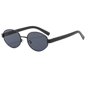 SPOEN Lunettes de soleil œil de chat pour femme UV400, monture intégrale, protection solaire rétro en métal - Product Image 4